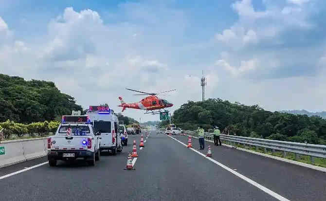 赞皇高速公路汽车救援案例
